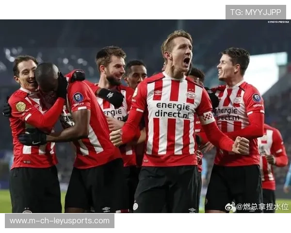 埃因霍温在考察德布劳内式的长传组织者：未来足球的创新之路