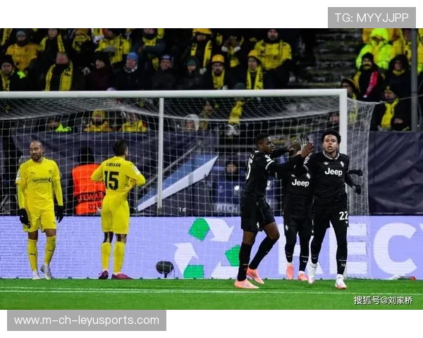 尤文前场围攻不断，麦肯尼凌空扫射成功