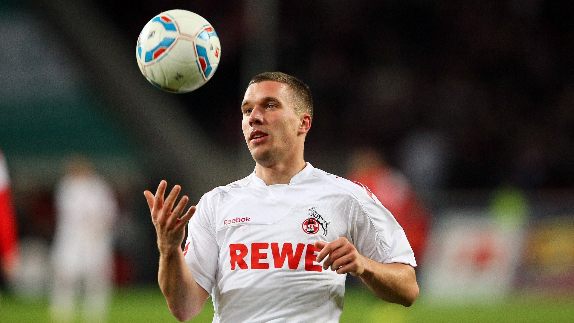 CS2职业联赛再度开赛，中国战队强势出击，cs2v2